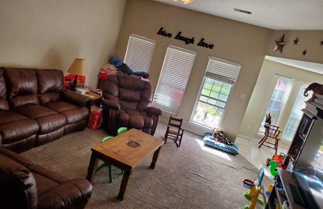 1522 Strasburg Cir Gallery 2