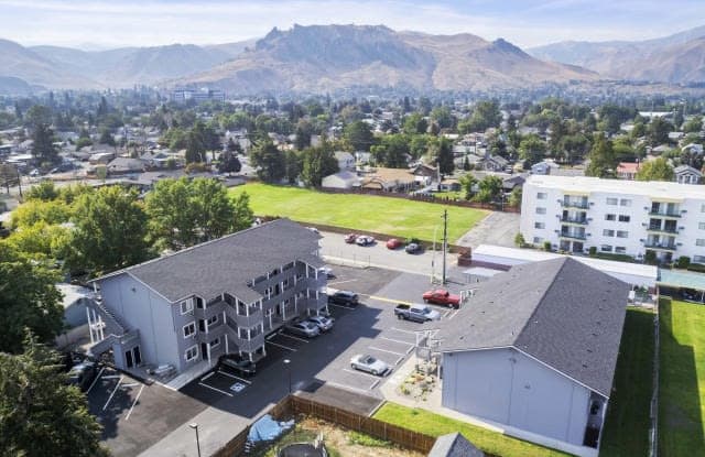 819-821 Malaga Avenue Unit A12 - 819 Malaga Avenue, Wenatchee, WA 98801
