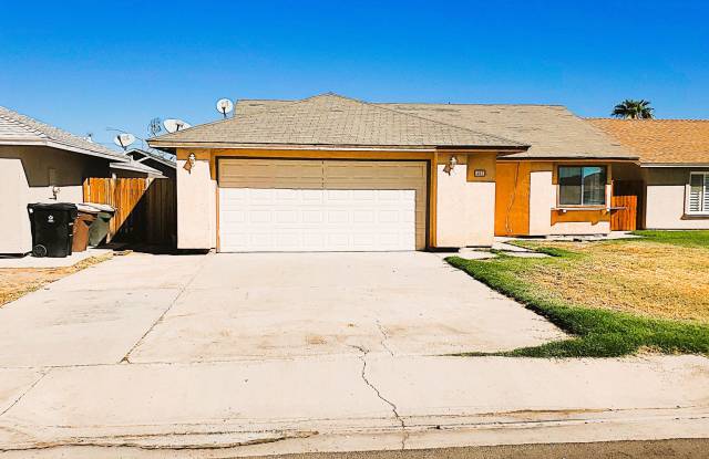 BEAUTIFUL 3-BEDROOM HOME FOR RENT IN IMPERIAL, CA Clean, comfortable, and well-maintained — this charming 3-bedroom, 2-bath home offers the space, convenience, and features you're looking for. • Landscaping Included Gallery 1