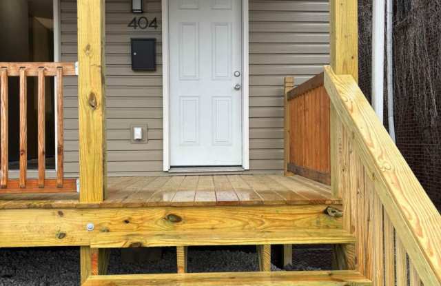 404 1st St photos photos