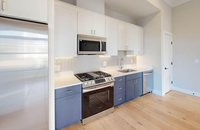 ROOM in 4-bed + 2.5 bath New Luxury Allston @ Boston Landing photos photos