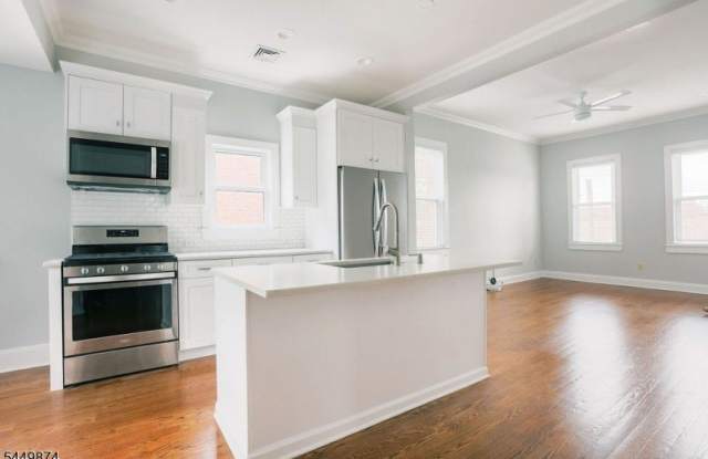49 Park Ave Unit 2 - 49 Park Avenue, Summit, NJ 07901