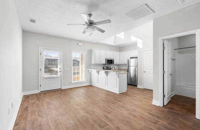 27 W Grady St - Available NOW! photos photos 27 W Grady St - Available NOW! photos photos