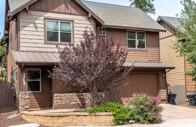 (LEASE PENDING) Presidio in the Pines - $3,125 - 3 Bed/2.5 Bath House with A/C photos photos