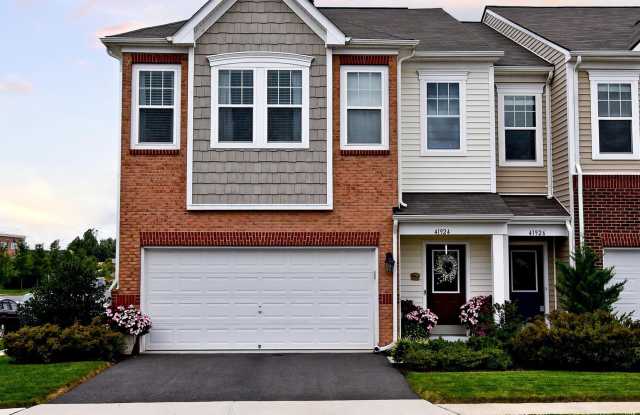 41924 LOGAN STONE TERRACE Gallery 2