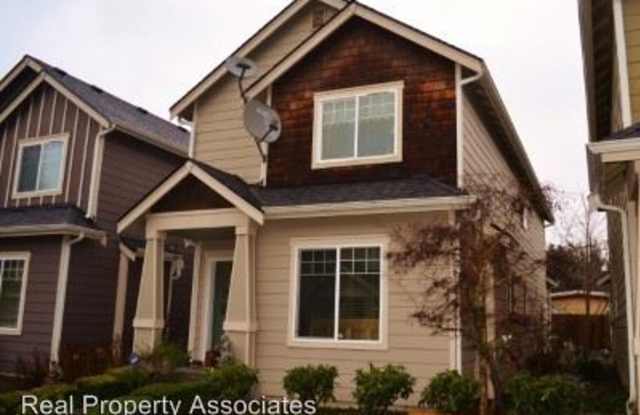 906 116th Pl SE - 906 116th Pl SE, Everett, WA 98208