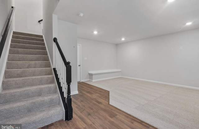 8704 CHERRYBARK Road Gallery 3