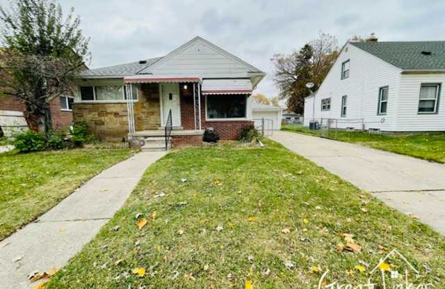 Cozy 2 Bedroom 1 Bathroom now available for rent - 15033 Charles R Avenue, Eastpointe, MI 48021
