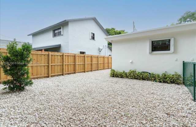 6532 Southwest 59th Court Gallery 2
