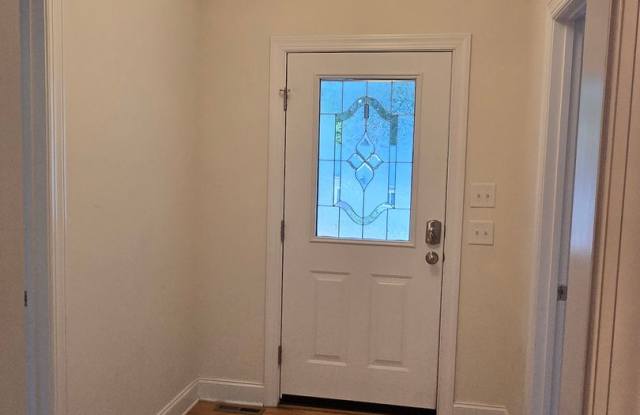 RENT REDUCTION! New Rental Listing! Carolina Trace- Community Pool/Golf/Clubhouse Gallery 3
