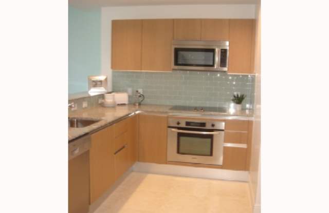 1050 Brickell Ave photos photos