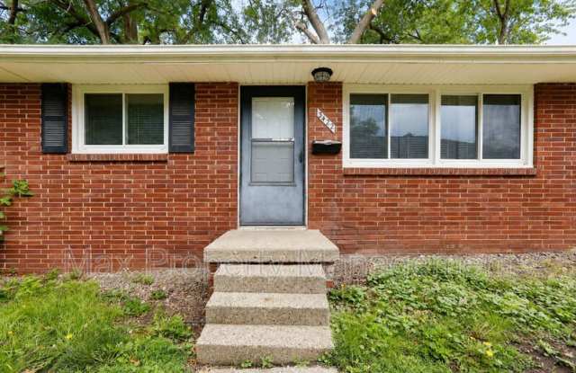3422 SW 8th St photos photos