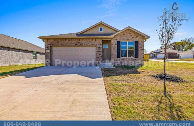 New Beginnings Start at AMRR - Spacious 4-Bedroom Home in Apple Crossing Gallery 1