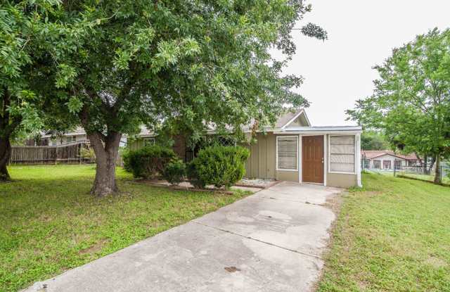 Cozy Remodeled House Near Downtown Gallery 1