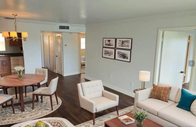 8225 Sunrise Lakes Boulevard Gallery 2