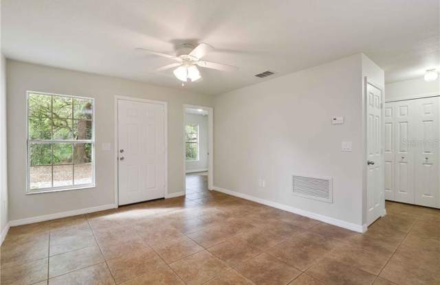 2556 GOLD COURT Gallery 4