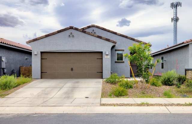 Spacious 3-Bedroom Home with Modern Features & Large Backyard! photos photos