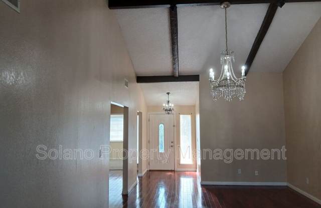 400 Mokelumne Drive Gallery 3