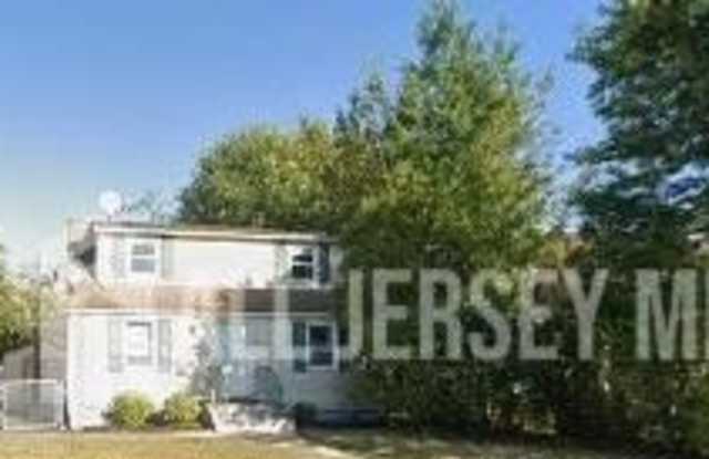 634 SAINT GEORGE Avenue photos photos