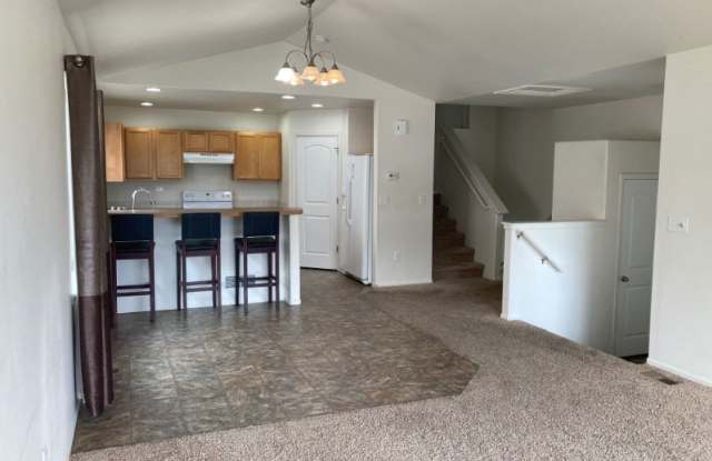2220 Woodbury Ln. Gallery 4