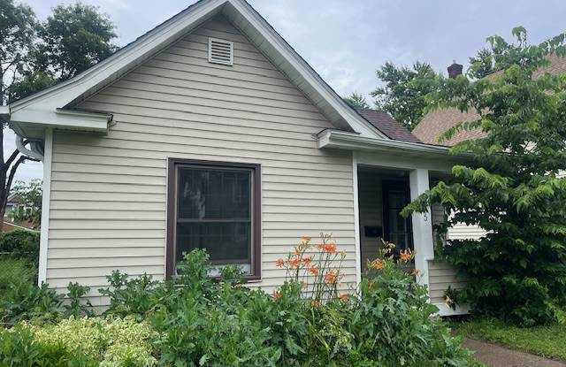 935 Tuscarora Ave photos photos