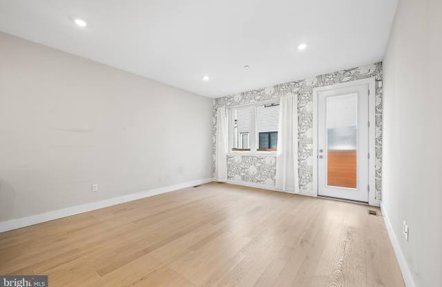 1839-47 BLAIR Street photos photos