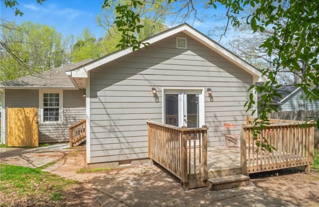 1026 Deckner Avenue SW Gallery 4