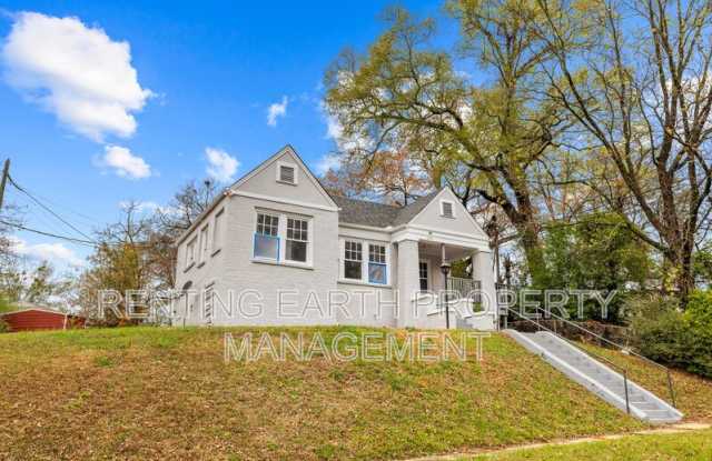 612 12th St W photos photos