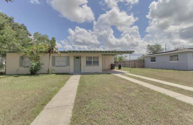 7116 Hershey Way - 7116 Hershey Way, Azalea Park, FL 32822
