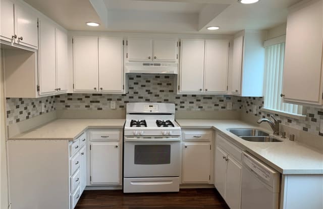 4204 Manhattan Beach Boulevard - 4204 Manhattan Beach Boulevard, Lawndale, CA 90260