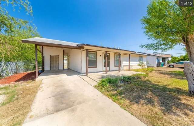 House For Rent - 107 Oak Valley Dr, San Antonio, TX 78227 photos photos