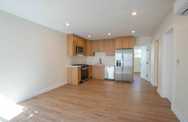 1038 Westmoreland Avenue photos photos