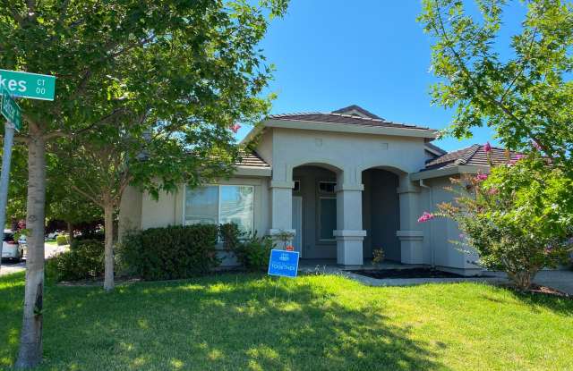 Beautiful 5 Bedroom Home photos photos