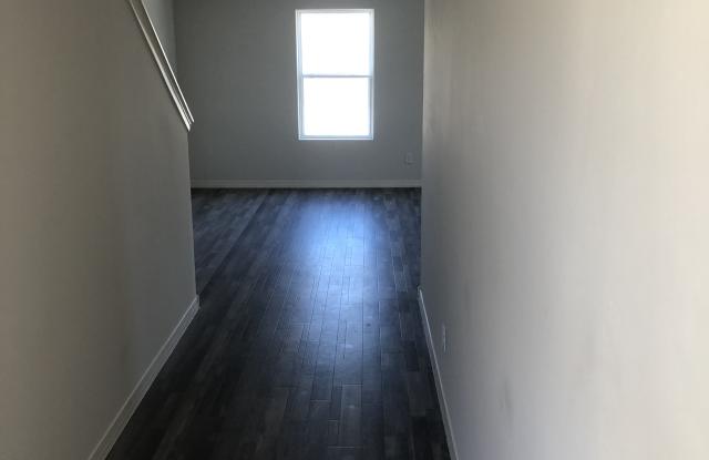 1628 Paige Dr Gallery 3