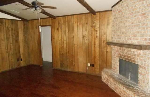 3 bedroom 2 bathroom Gallery 3
