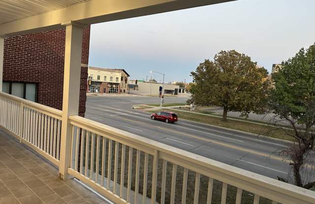 607 SW Topeka Boulevard photos photos