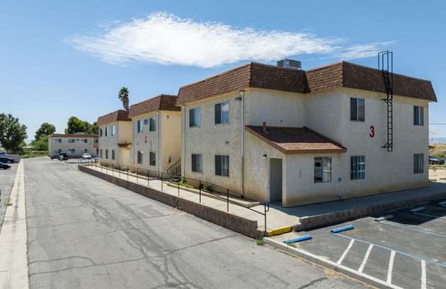 Rosamond Garden Apartments photos photos