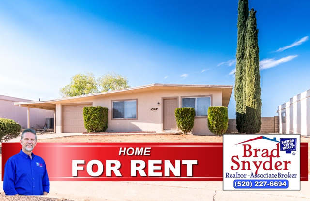 3 Bedroom, 2 Bath Home, 1 Car Garage, Large Fenced Yard! photos photos