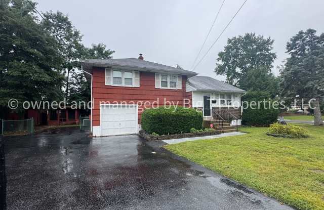 3 Bedroom Home Available For Rent! photos photos