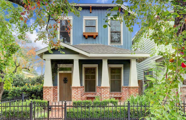 803 E 26th Street - 803 East 26th Street, Houston, TX 77009