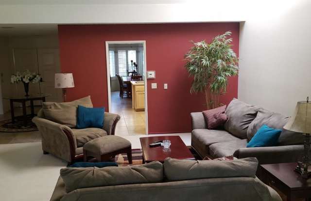 45420 Delgado Drive Gallery 3
