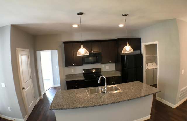 1633 McCleary Lane - 1633 McCleary Lane, Iowa City, IA 52245