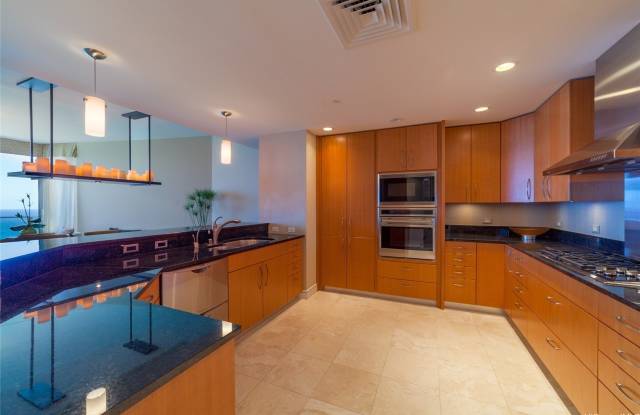 1288 Ala Moana Boulevard Gallery 3