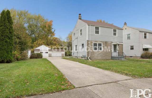 606 W Poinsetta Ave. - 606 West Poinsetta Avenue, Toledo, OH 43612