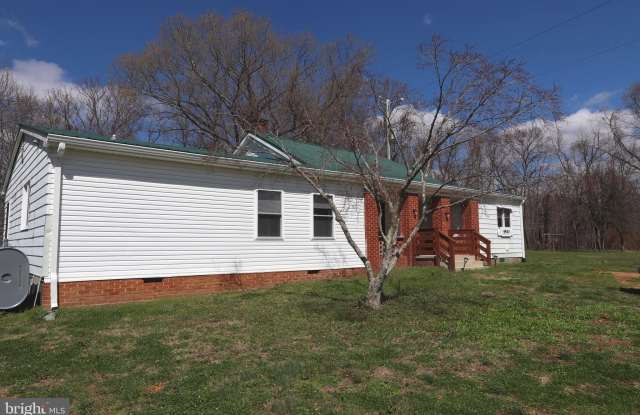 9540 GREENFIELD Road photos photos