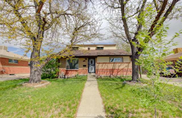 Evolve Real Estate: Welcome to This Spacious 5 Beds/2 Baths Single Family Residence With Great Layout! photos photos
