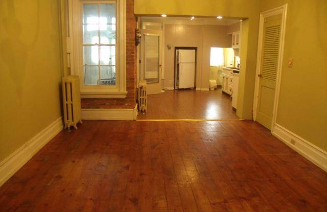 336 North 8th Street Gallery 3