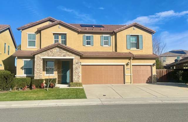 Elegant and Spacious Home with Pool & Park Views in Prime Roseville Location! photos photos Elegant and Spacious Home with Pool & Park Views in Prime Roseville Location! photos photos