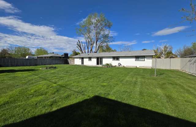 1601 South Yelm Street photos photos