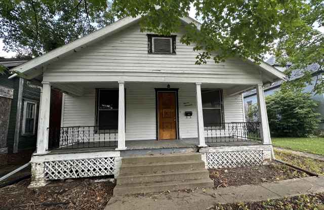 1117 N Gilbert St photos photos